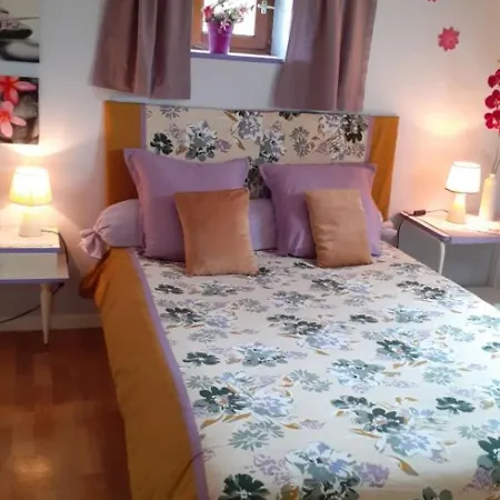 Charme Et Authenticite En Foret Maine Normandie : Demeure Renovee Avec Jardin, Ideale Pour Sejour Detente - Fr-1-410-186 Holiday home *