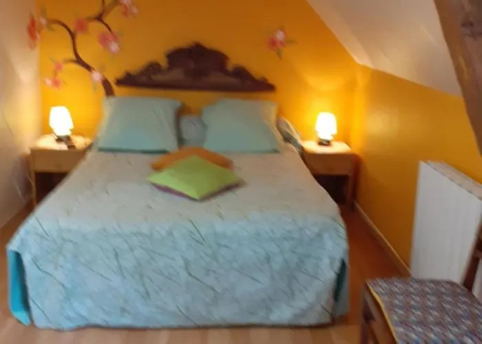 Charme Et Authenticite En Foret Maine Normandie : Demeure Renovee Avec Jardin, Ideale Pour Sejour Detente - Fr-1-410-186 * Crissé