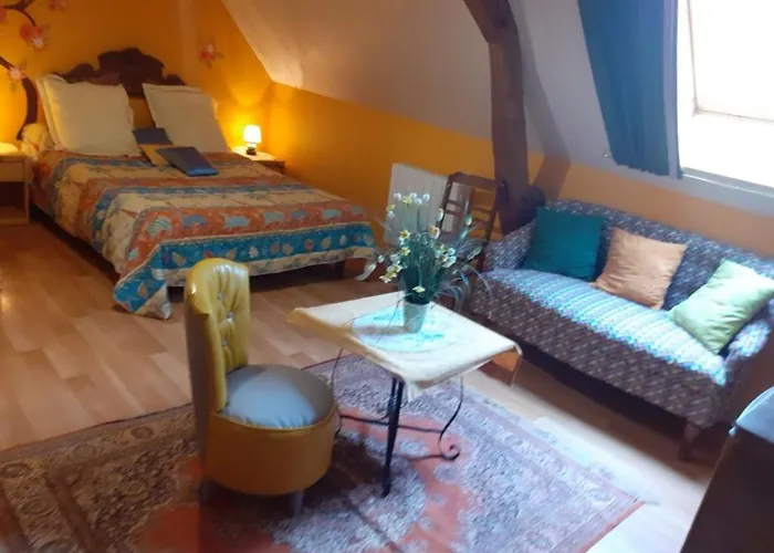 بيت للعطل Charme Et Authenticite En Foret Maine Normandie : Demeure Renovee Avec Jardin, Ideale Pour Sejour Detente - Fr-1-410-186 Crissé