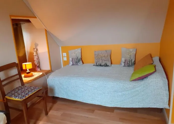 Charme Et Authenticite En Foret Maine Normandie : Demeure Renovee Avec Jardin, Ideale Pour Sejour Detente - Fr-1-410-186 بيت للعطل *