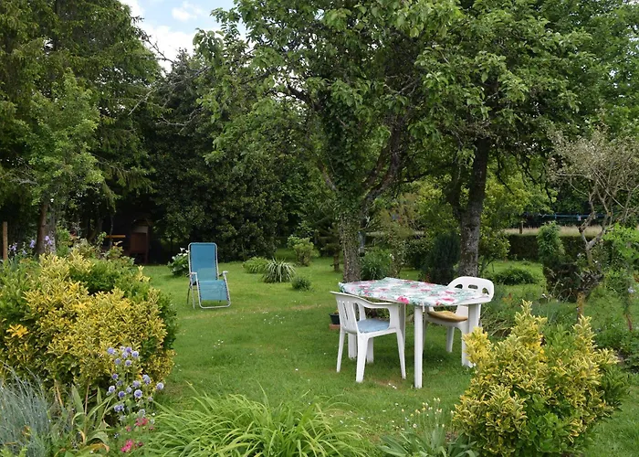 Charme Et Authenticite En Foret Maine Normandie : Demeure Renovee Avec Jardin, Ideale Pour Sejour Detente - Fr-1-410-186 *